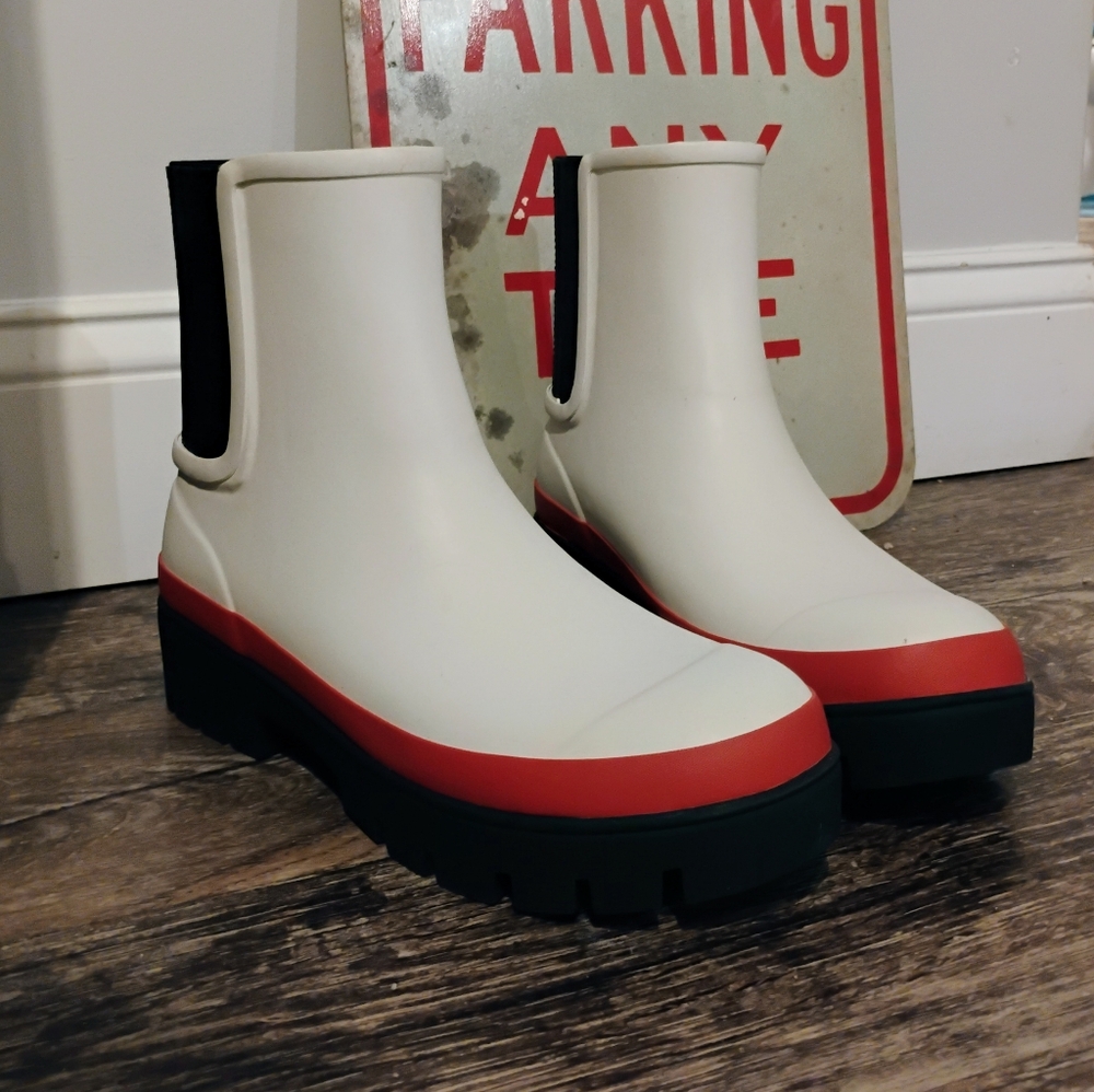 Tory Burch 9M Hurricane ankle Boots Rubber Boots NWOB